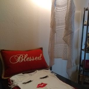 Novelty t-shirt & sweater lounger